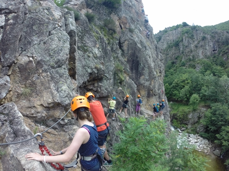 Village Camps International Summer Camp Ard&egrave;che, France 2019-07-26 https://www.villagecamps.com/journals_admin/images/929-40-21-07-2014  (800x533) (78).jpg